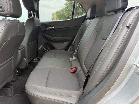 Used 2025 Buick Encore GX Preferred AWD/4WD image 27
