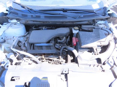 Used 2021 Nissan Rogue Sport SL w/ Premium Package FWD image 13
