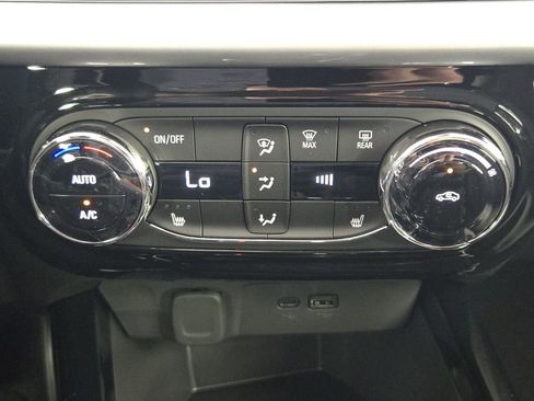 New 2026 Chevrolet Trax LT w/ Driver Confidence Package FWD image 19