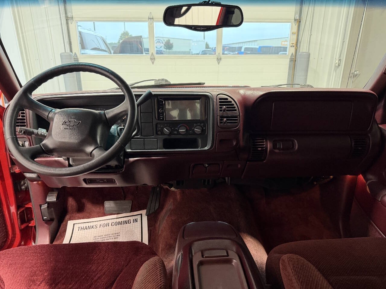 Used 1998 Chevrolet Tahoe 2WD image 11