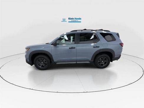 Used 2023 Honda Pilot TrailSport image 7