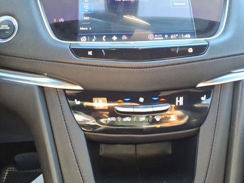 Certified 2024 Cadillac XT5 Luxury image 19