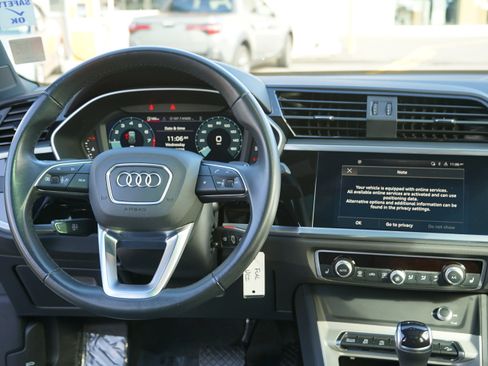 Used 2022 Audi Q3 2.0T Premium w/ Convenience Package image 21