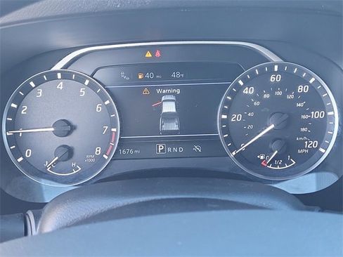 Used 2025 Nissan Frontier SV image 10