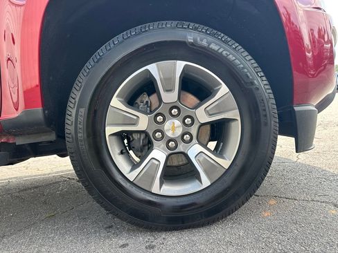 Used 2019 Chevrolet Colorado Z71 RWD image 13