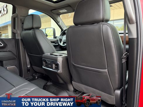 Used 2024 GMC Sierra 2500 Denali w/ Technology Package image 26