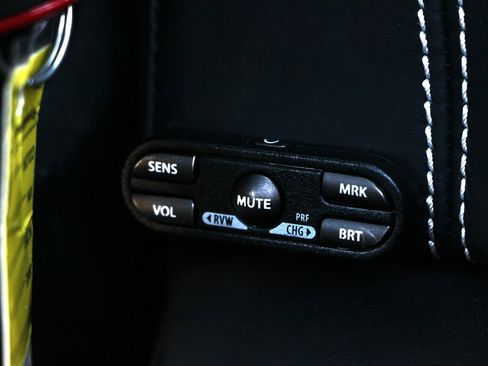 Used 2014 Ferrari California image 39