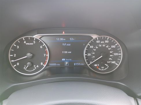 Used 2024 Nissan Altima 2.5 SV image 19