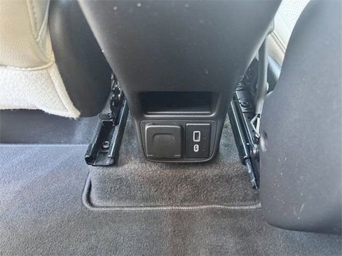 Used 2022 Buick Encore GX Essence w/ Advanced Technology Package image 23