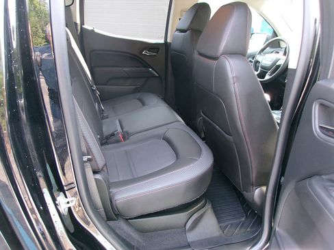 Used 2020 GMC Canyon All Terrain w/ Trailering Package image 10