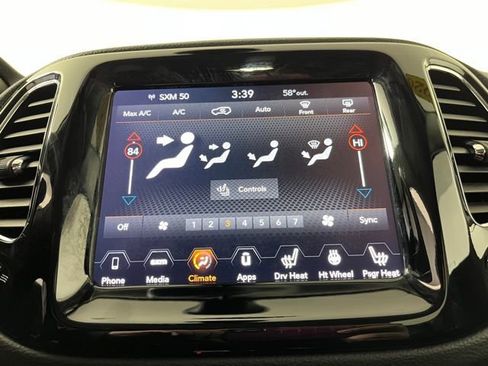 Used 2020 Jeep Compass Limited image 29