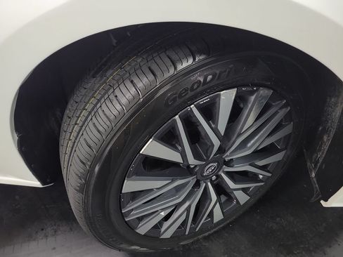 Used 2024 Nissan Altima 2.5 SV FWD image 10