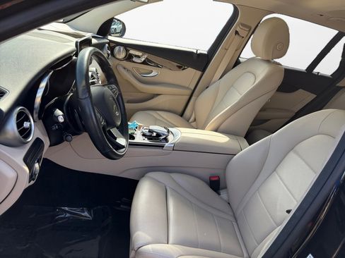 Used 2016 Mercedes-Benz GLC 300 4MATIC image 11