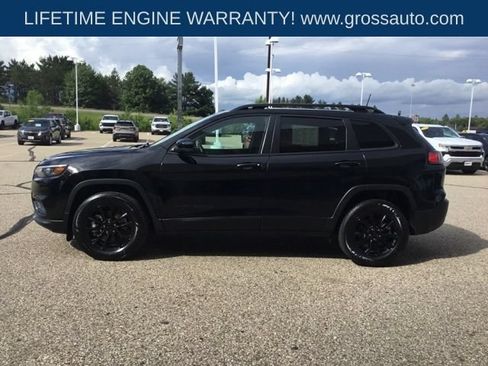 Used 2023 Jeep Cherokee Altitude Lux AWD/4WD image 5