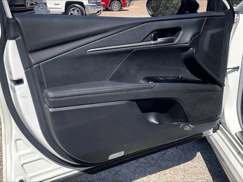 Used 2025 Toyota Camry XSE w/ Premium Package image 22