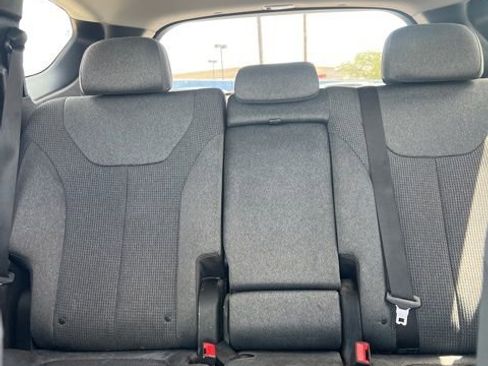 Used 2021 Hyundai Santa Fe SEL w/ Convenience Package image 28