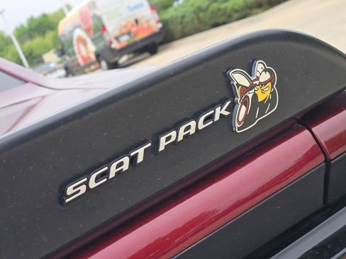 Used 2022 Dodge Challenger R/T Scat Pack w/ Plus Package RWD image 13