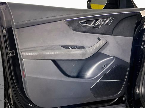 Used 2025 Audi RS Q8 performance AWD/4WD image 20