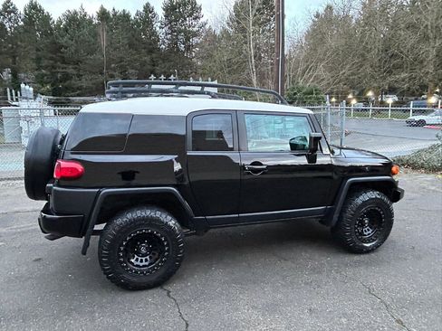 Used 2009 Toyota FJ Cruiser 4WD image 4