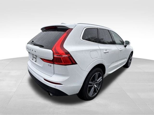 Used 2020 Volvo XC60 T5 Momentum FWD image 7
