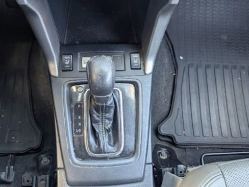 Used 2016 Subaru Forester 2.5i Touring w/ Eyesight & Navigation System AWD/4WD image 37