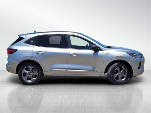 Used 2023 Ford Escape ST-Line image 3