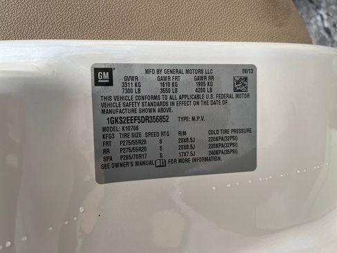 Used 2013 GMC Yukon Denali image 6