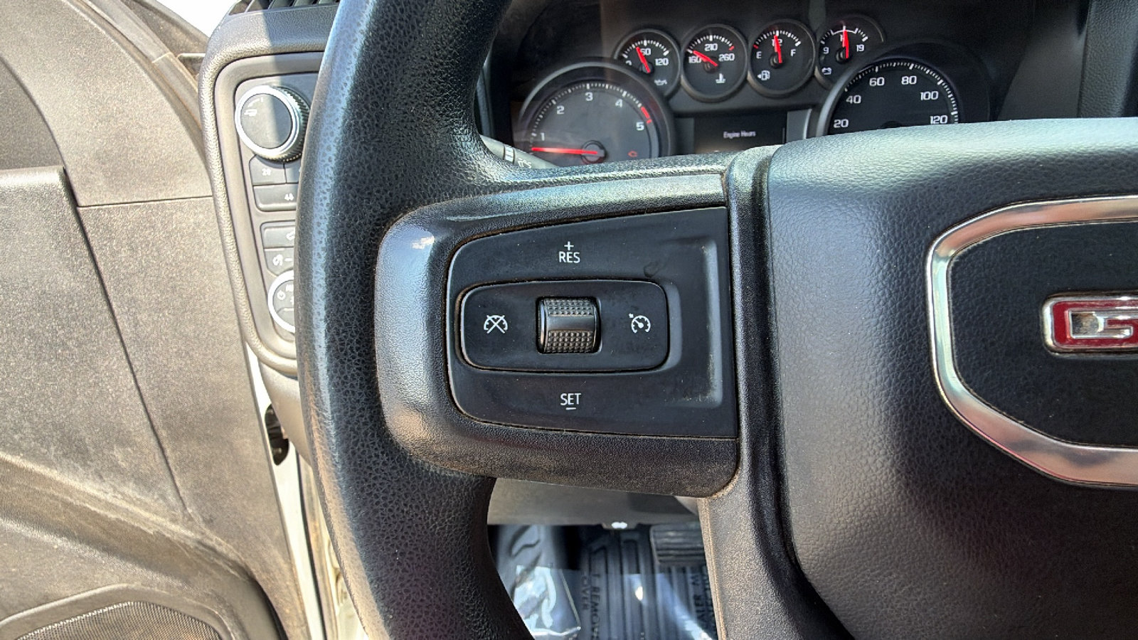 Used 2020 GMC Sierra 3500 4x4 Crew Cab w/ Convenience Package image 26