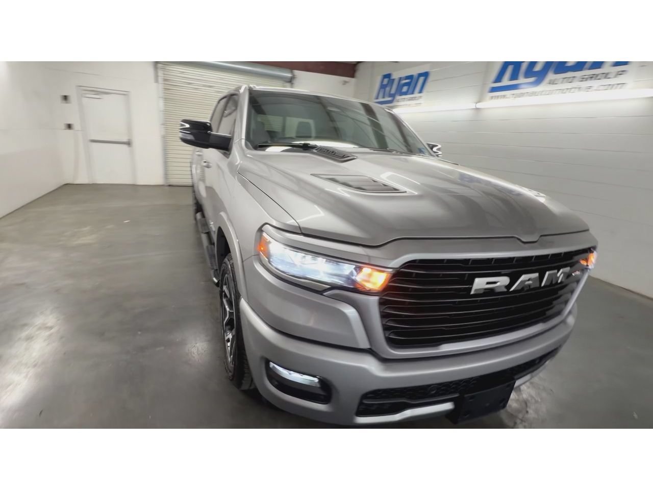 Used 2025 RAM 1500 Laramie w/ Sport Appearance Package AWD/4WD image 3