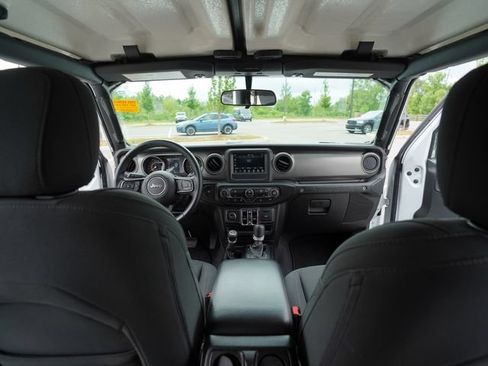 Used 2021 Jeep Wrangler Unlimited Sport AWD/4WD image 24