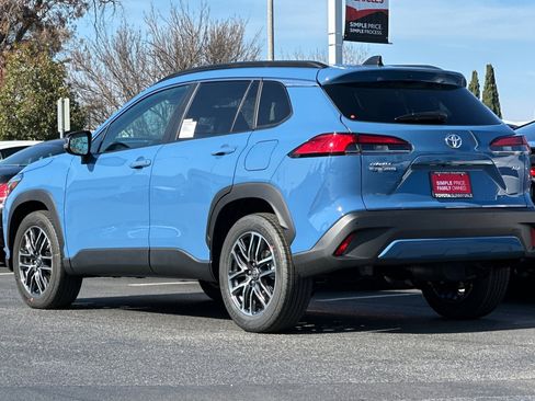 New 2026 Toyota Corolla Cross XLE image 7