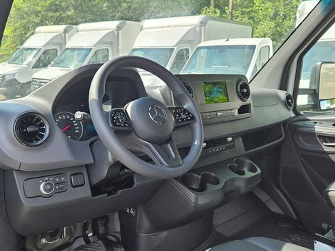 New 2024 Mercedes-Benz Sprinter 3500 image 14