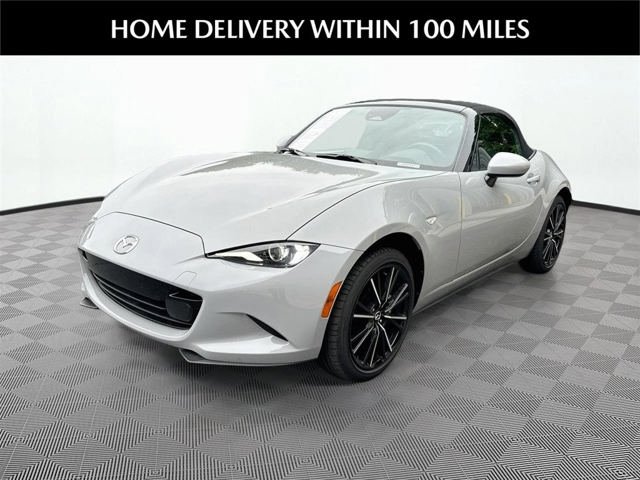 Certified 2026 MAZDA MX-5 Miata Grand Touring RWD image 1