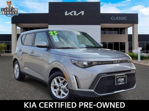 Certified 2025 Kia Soul LX FWD image 1