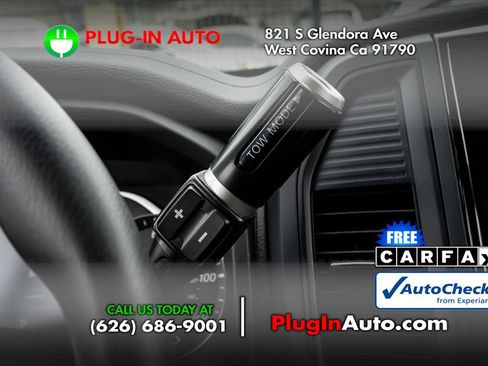 Used 2021 Nissan Titan S w/ S Utility Package image 18