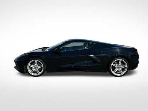 Used 2025 Chevrolet Corvette Stingray Premium Cpe w/ 3LT RWD image 3