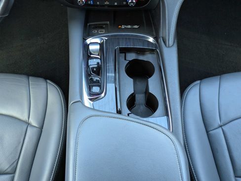 Certified 2024 Buick Enclave Premium FWD image 6