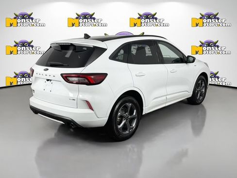Used 2023 Ford Escape ST-Line w/ Equipment Group 301A AWD/4WD image 5