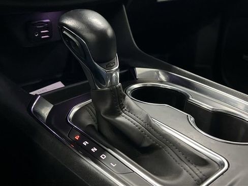 Certified 2021 Chevrolet Traverse RS image 16