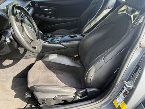 Used 2021 Toyota Supra w/ Safety & Technology Package RWD image 11
