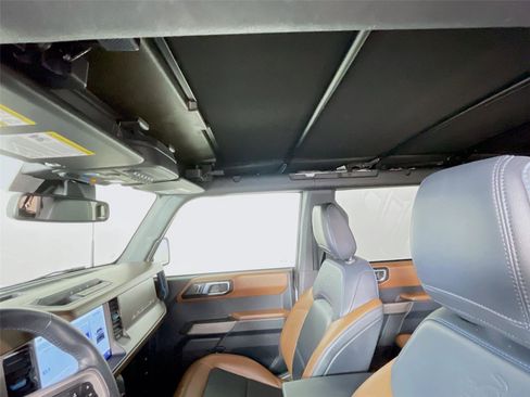 Used 2023 Ford Bronco Outer Banks image 12