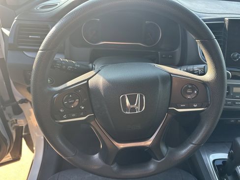 Used 2020 Honda Pilot EX image 8