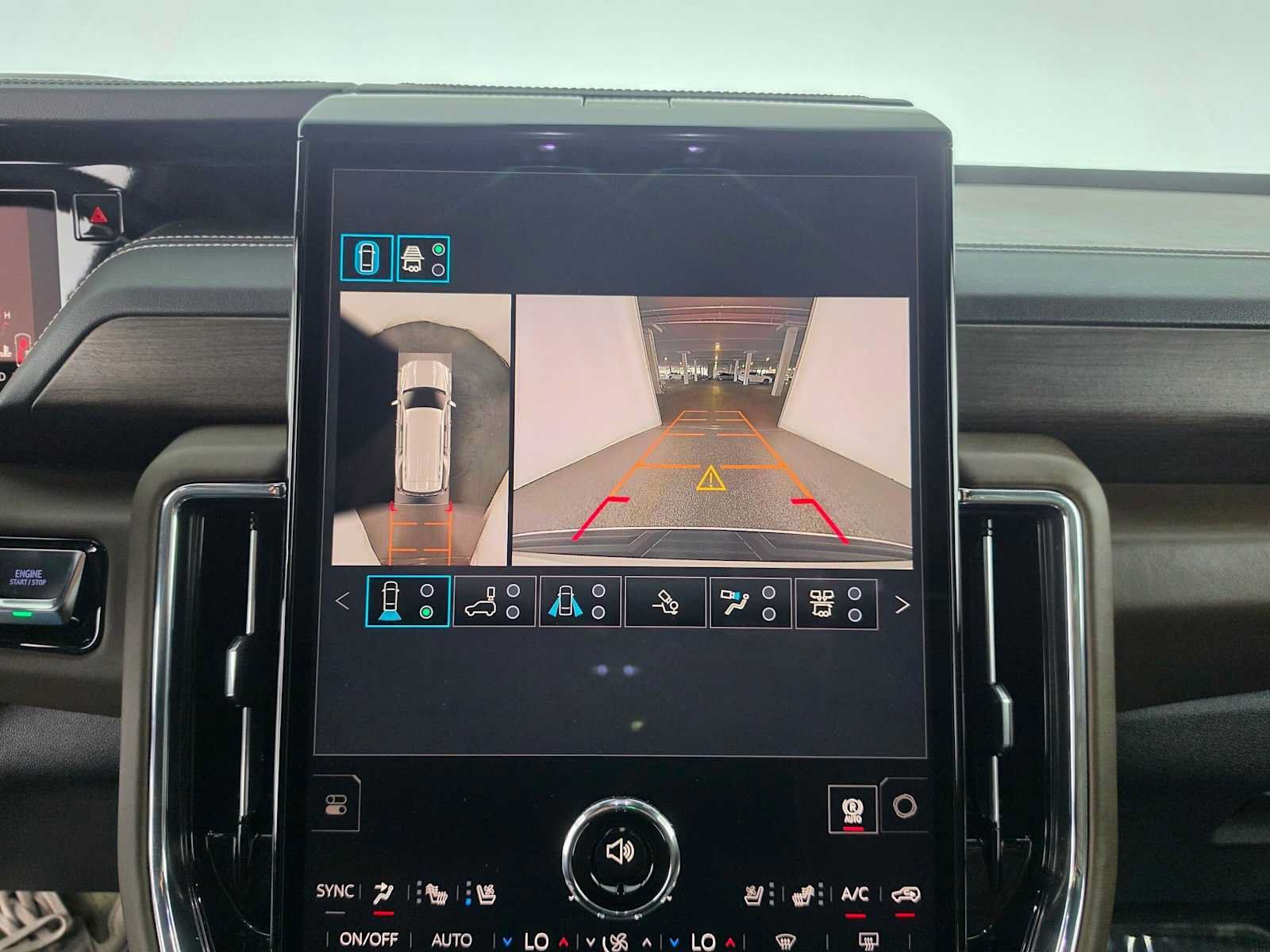 Used 2026 GMC Yukon Denali Ultimate AWD/4WD image 29