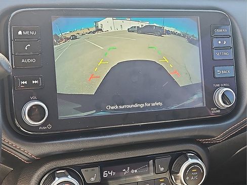 Used 2025 Nissan Versa SR w/ Trunk Package image 20