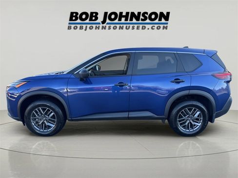 Used 2023 Nissan Rogue S image 4