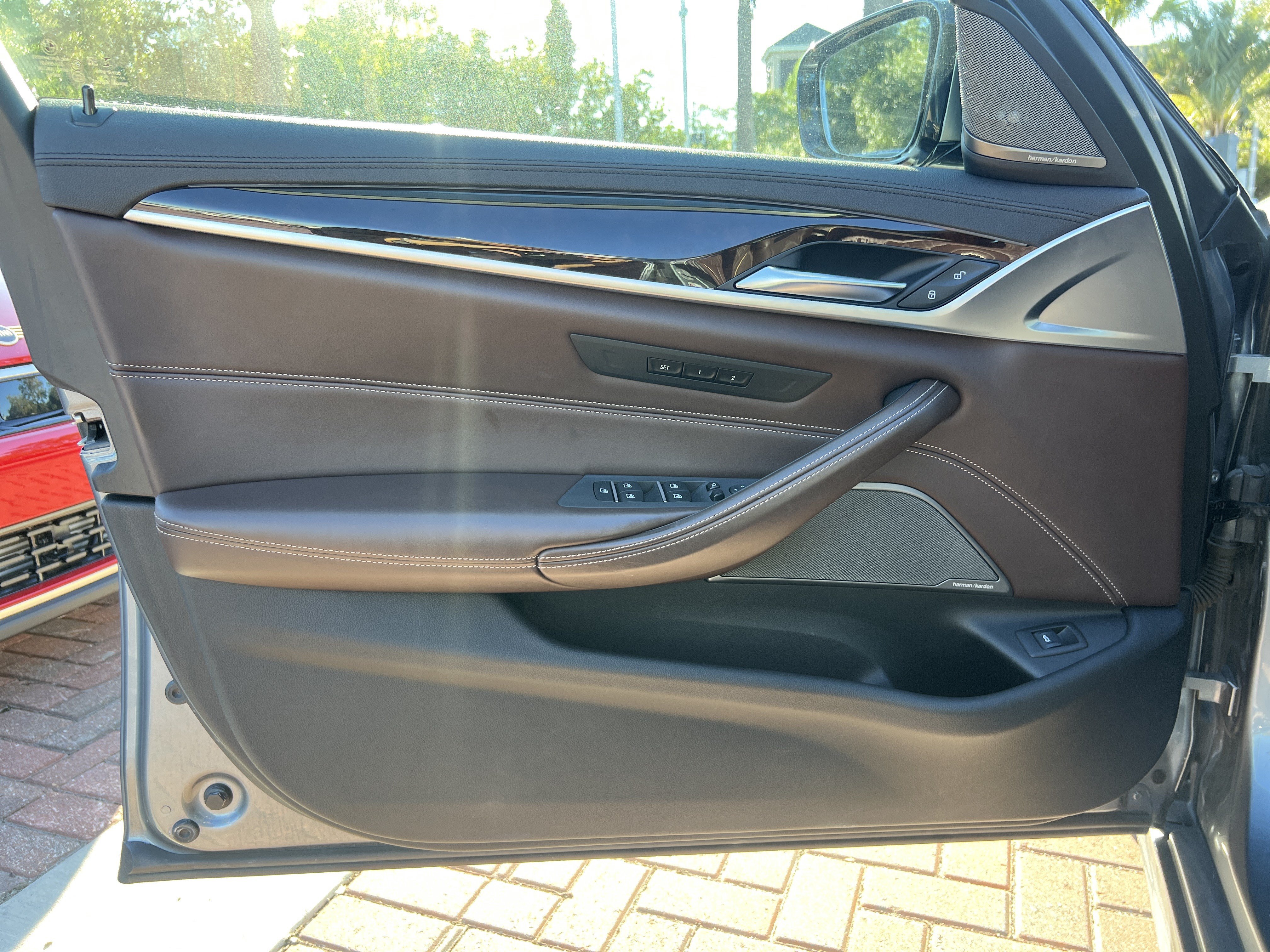 Used 2019 BMW M550i xDrive AWD/4WD image 14