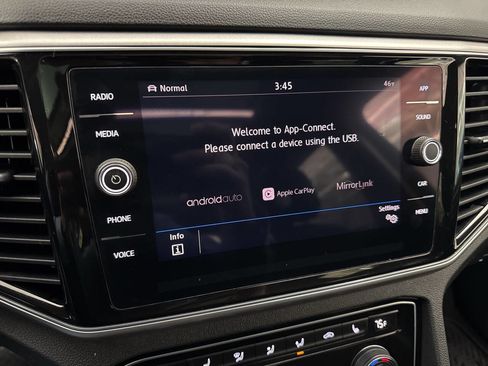 Used 2018 Volkswagen Atlas SEL image 19