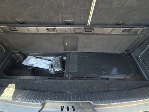 Used 2021 Ford Expedition Platinum image 16