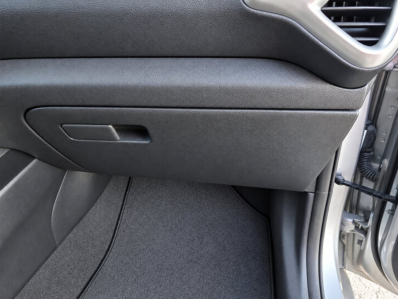 Used 2023 Kia Soul LX w/ LX Technology Package FWD image 31