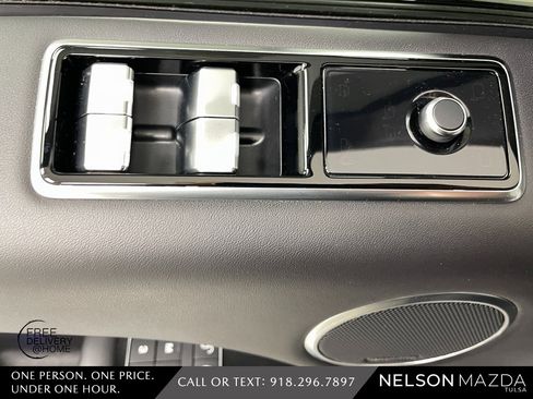 Used 2018 Land Rover Range Rover Sport HSE Dynamic image 20